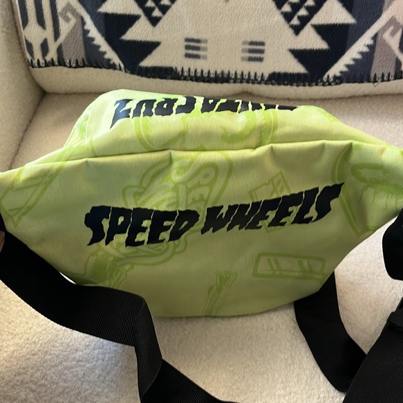 Herschel x Santa Cruz waist bag - Picture 3 of 3